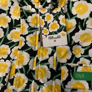 NWT- Women's Nylon Packable Yellow Poppy Short Sleeve Hooded Vest - DVF Target